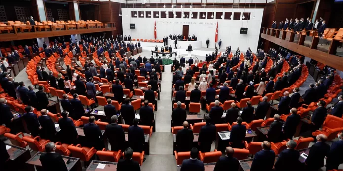 tbmm-ekonomi-agirlikli-mesai-yapacak_9237_dhaphoto1.jpg