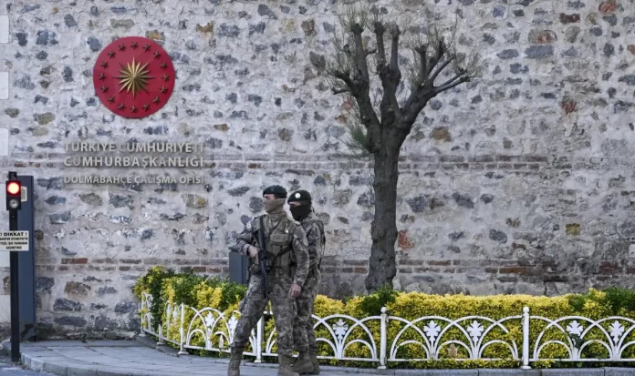 visokopostaven-gost-pristigna-v-istanbul-1